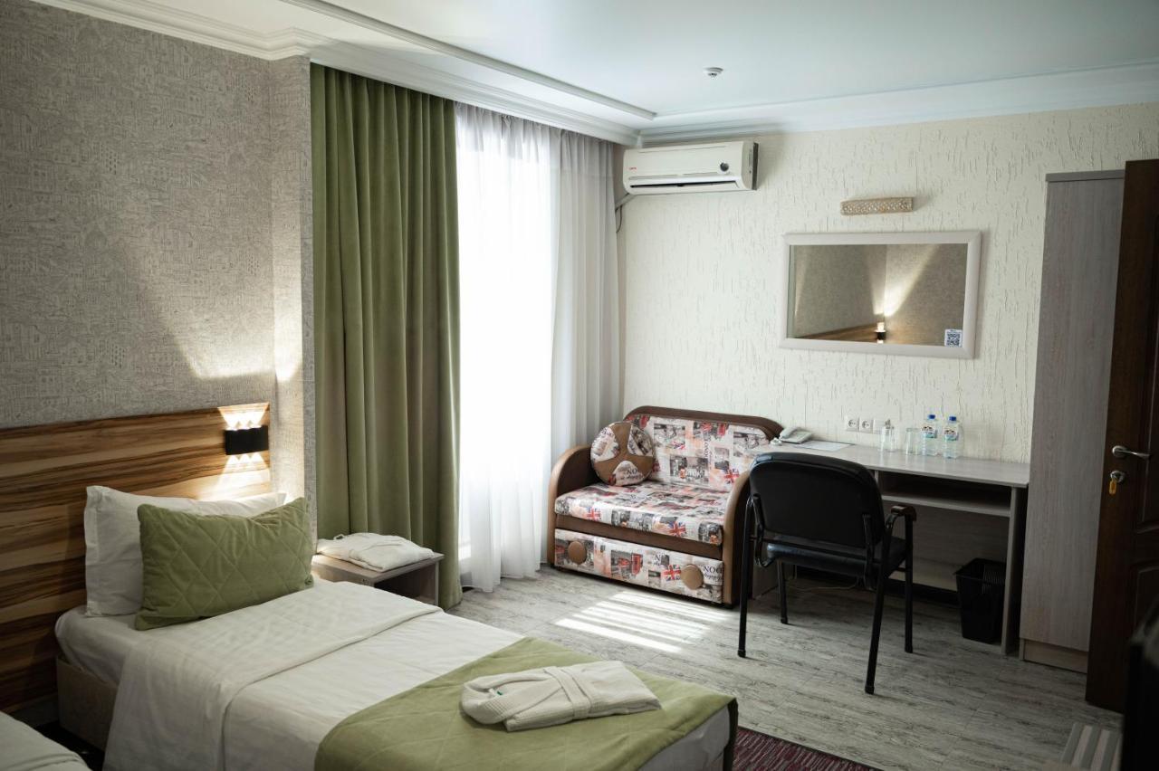 Hotel Uyutnyy Dom Taraz Exteriér fotografie